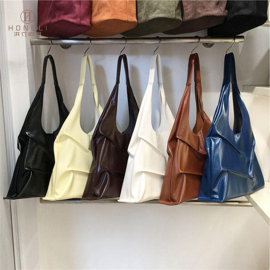 DEVA Soft Hobo Shoulder Bag Black